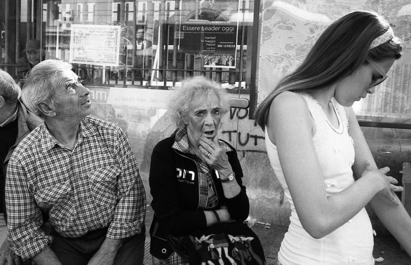 Paradise inhabited by devils: all the vices of St. Naples through the lens of Robbie McIntosh Paradise inhabited by devils: all the vices of St. Naples through the lens of Robbie McIntosh