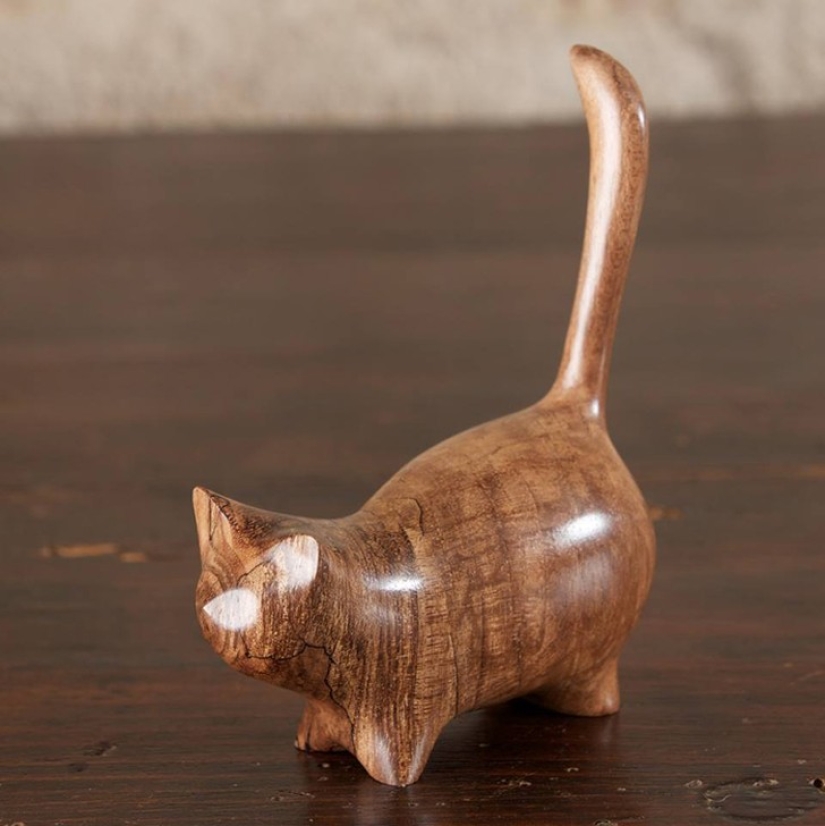 Perfect minimalism: cute animals, striking in its elegance