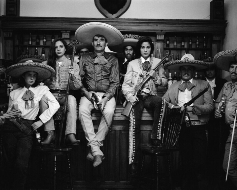 Personajes y destinos en las fotografías de Richard Ozhar Personajes y destinos en las fotografías de Richard Ozhar