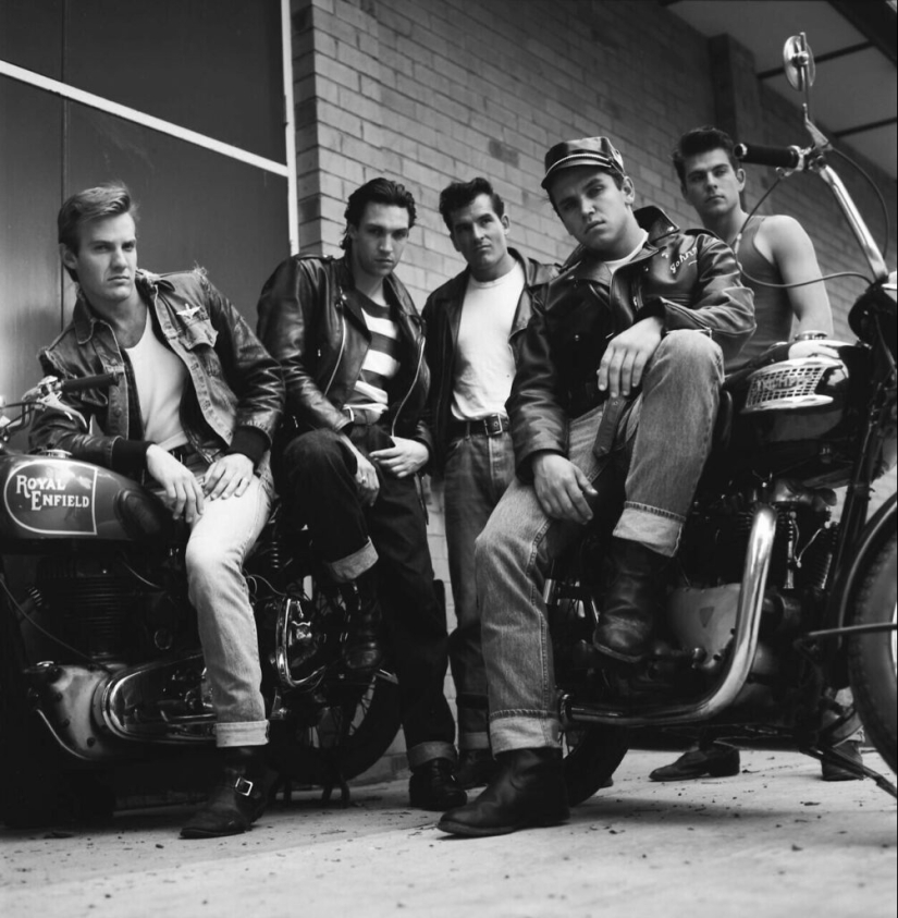 Personajes y destinos en las fotografías de Richard Ozhar Personajes y destinos en las fotografías de Richard Ozhar