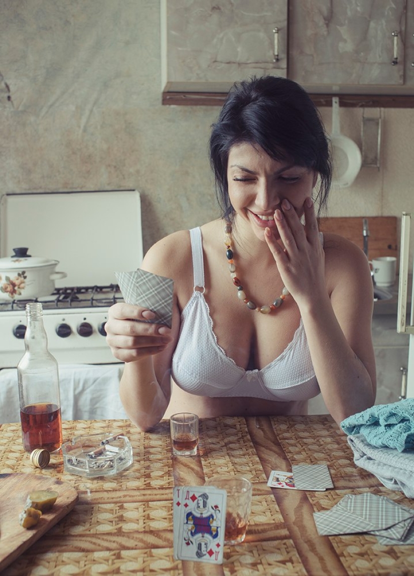 Photo shoot of naughty laundresses by a Ukrainian artist Photo shoot of naughty laundresses by a Ukrainian artist