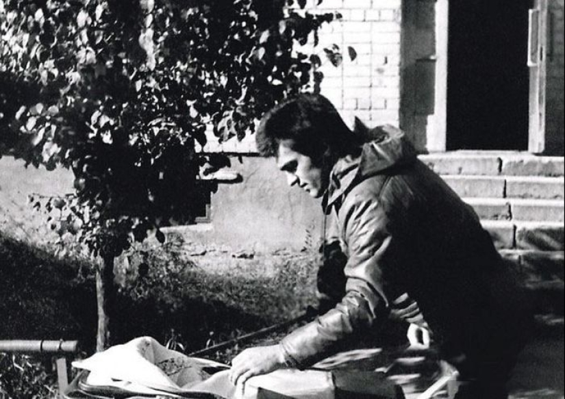 Photos from the personal archives of Russian rock stars