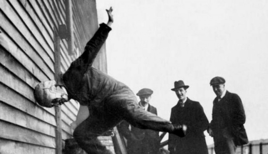 Photos taken at a good moment - from an era when it wasn't fashionable yet