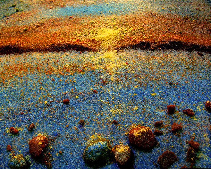 Picture of salt and spices Picture of salt and spices