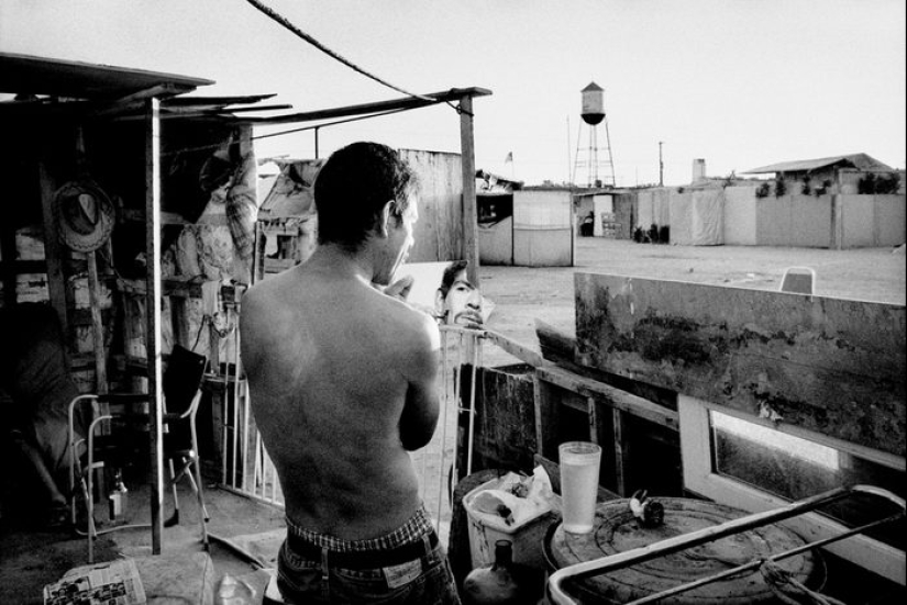 Pobreza y vanidad: el interior americano en imágenes por Matt Black Pobreza y vanidad: el interior americano en imágenes por Matt Black