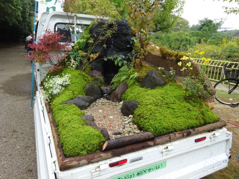 Podría venir sólo en Japón — más cool mobile mini-jardín