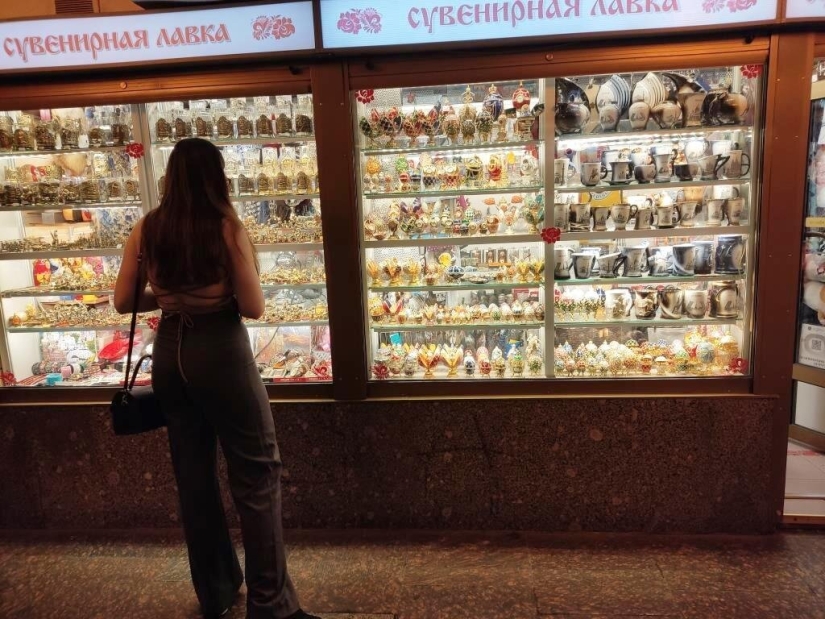 ¿Por qué está prohibida la fotografía con flash en los museos? ¿Por qué está prohibida la fotografía con flash en los museos?