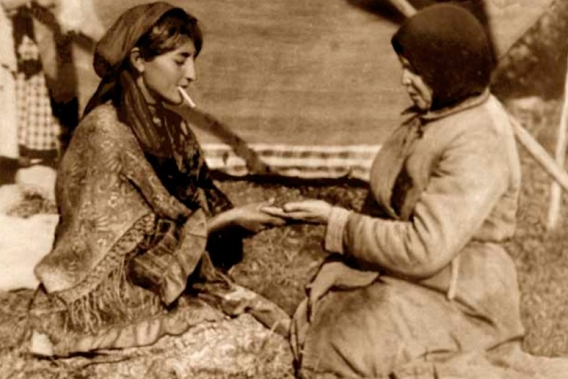 ¿Por qué los gitanos nunca le dicen suerte a los gitanos