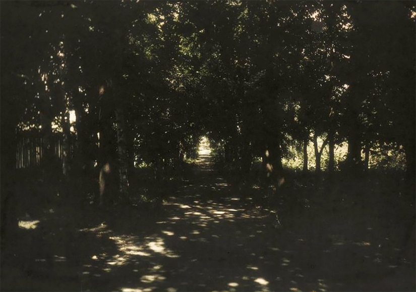 Pre-revolutionary Russia in the first color photographs of the 1910s by Pyotr Vedenisov Pre-revolutionary Russia in the first color photographs of the 1910s by Pyotr Vedenisov