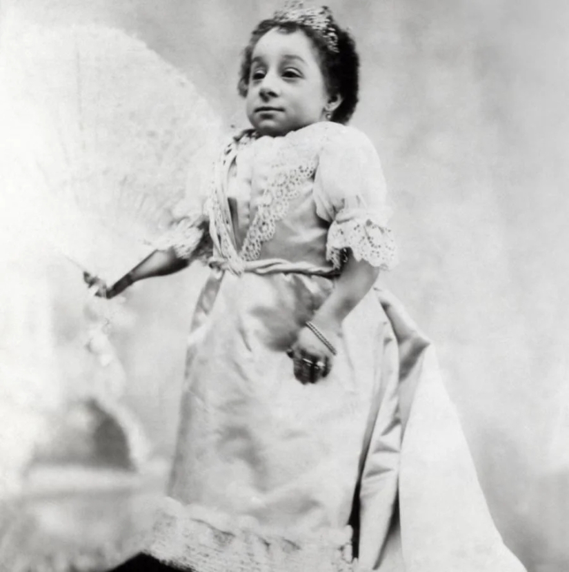 Princess Paulina Musters: The Short and Bright Life of the Smallest Woman in History