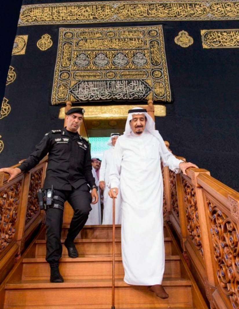 ¿Qué hay dentro de la Kaaba, el lugar sagrado musulmán?