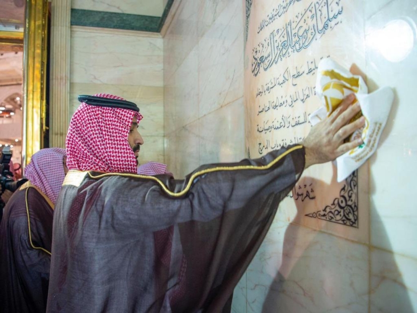 ¿Qué hay dentro de la Kaaba, el lugar sagrado musulmán?
