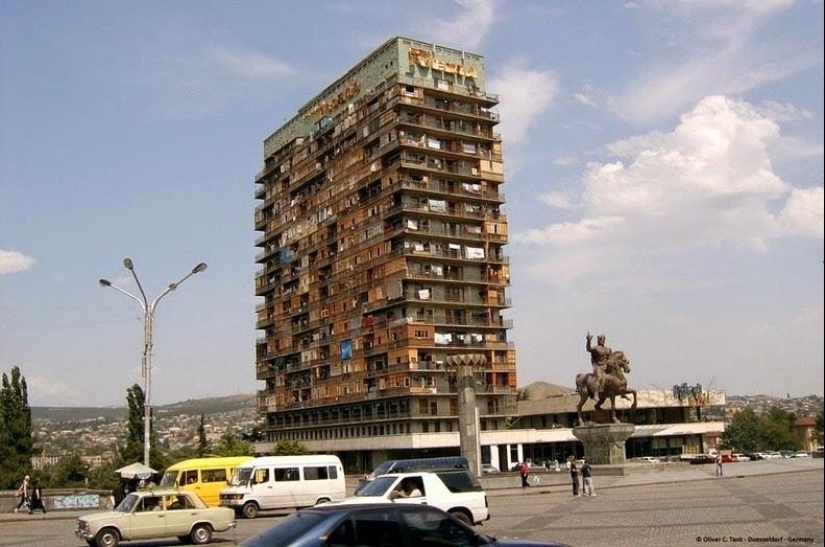 Radisson Blu Iveria - a luxury hotel that was a refugee camp Radisson Blu Iveria - a luxury hotel that was a refugee camp