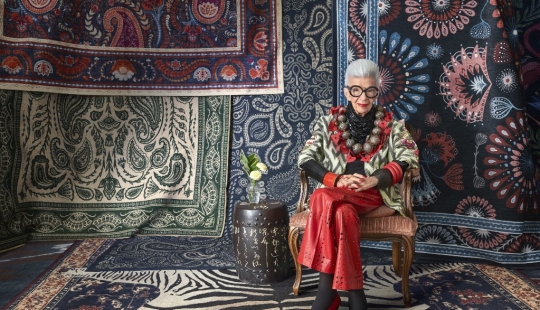 Rare bird - Iris Apfel