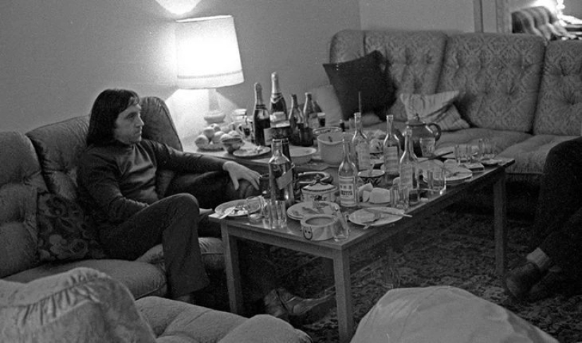 Rare shots of Soviet celebrities during the feast Rare shots of Soviet celebrities during the feast