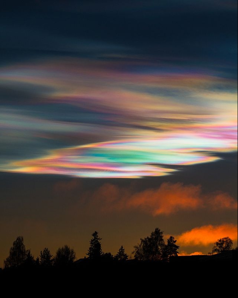 Rare types of winter clouds: what do "pearl" and "mother-of-pearl" clouds look like?