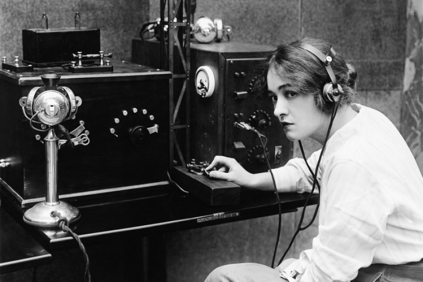 Rats, mines, tuberculosis and other unpredictable things related to each other Rats, mines, tuberculosis and other unpredictable things related to each other