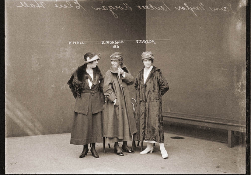 Retratos de criminales de la década de 1920 Retratos de criminales de la década de 1920