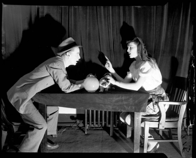 Retro shock: un grotesco de la escena del crimen imágenes de los medios de comunicación 40 años