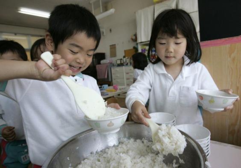 Rice and fish as part of education: how Japanese children are taught to eat right