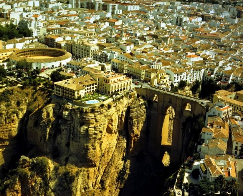 Ronda — la ciudad sobre las rocas y el alma de Andalucía