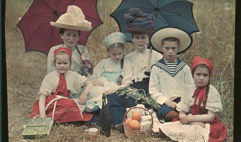 Rusia prerrevolucionaria en las primeras fotografías en color de la década de 1910 por Pyotr Vedenisov Rusia prerrevolucionaria en las primeras fotografías en color de la década de 1910 por Pyotr Vedenisov