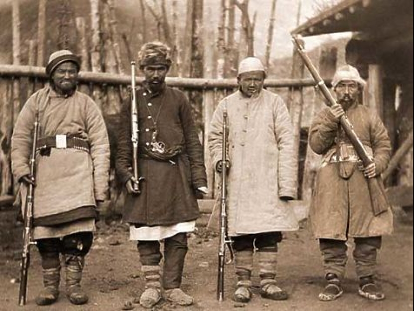 Russian Robinson: as hussars Sergey Lisitsyn survived on the bleak shores of the sea of Okhotsk Russian Robinson: as hussars Sergey Lisitsyn survived on the bleak shores of the sea of Okhotsk