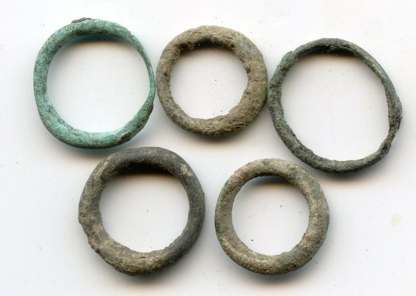 Sal, plumas, conchas: el dinero más inusual en la historia de la humanidad