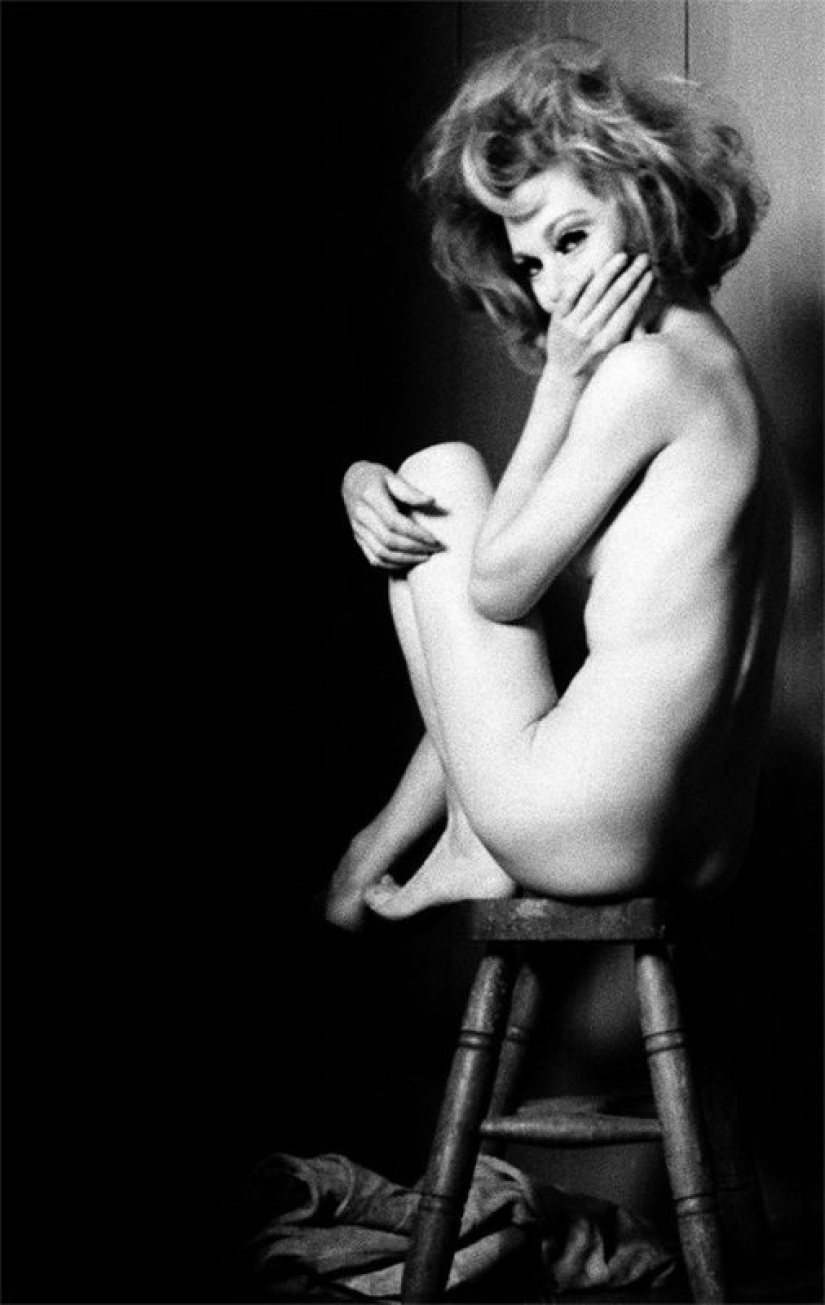 Sam Haskins es un clásico mundial de la fotografía de desnudos y solo un cantante de belleza femenina Sam Haskins es un clásico mundial de la fotografía de desnudos y solo un cantante de belleza femenina