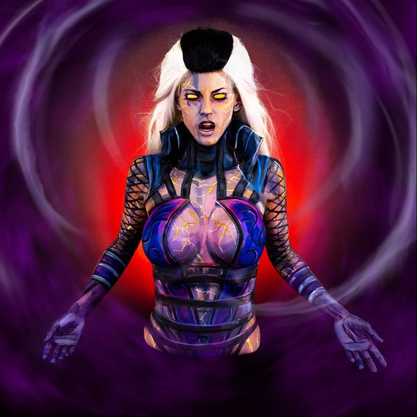 Sexy Kay Pike takes body art to a whole new level Sexy Kay Pike takes body art to a whole new level