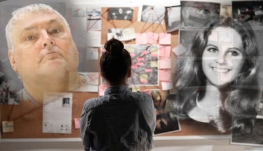 Sheila Wysocki became a private detective to find her friend's killer a quarter of a century later