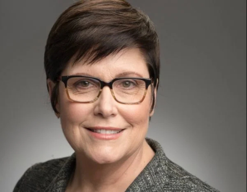 Sheila Wysocki became a private detective to find her friend's killer a quarter of a century later