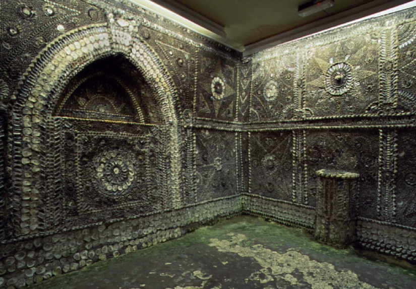 "Shell Grotto" - one of the most mysterious attractions in Great Britain