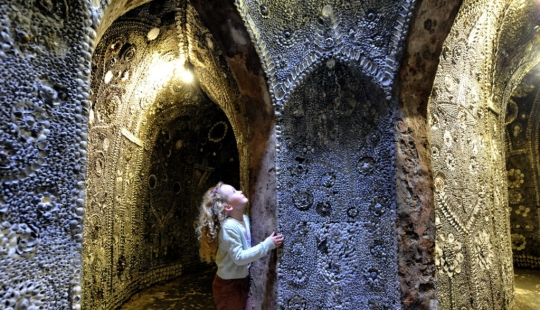 "Shell Grotto": una de las atracciones más misteriosas de Gran Bretaña