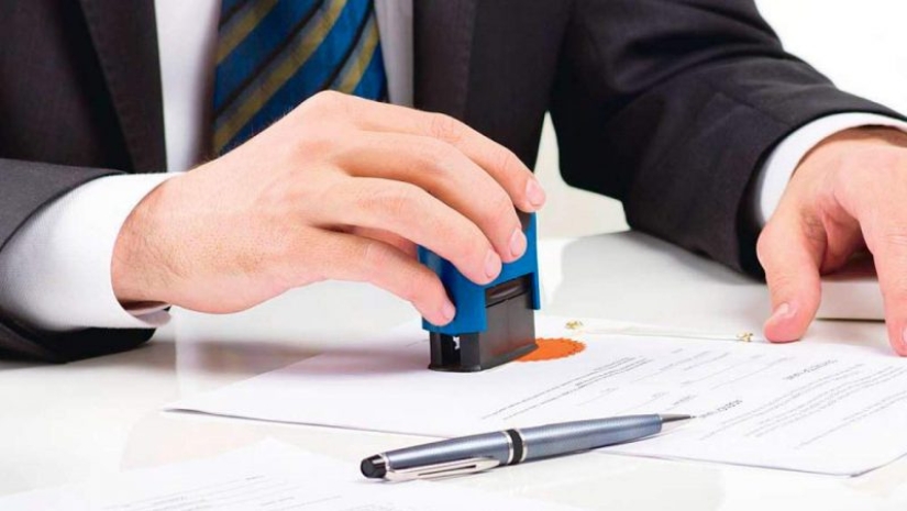 Snub-nosed in the share: how fraudster Mark Olmsted took death as an accomplice