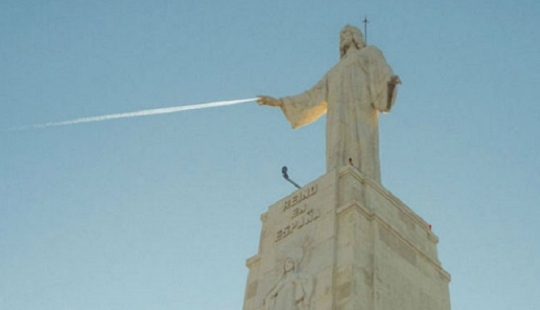 Sobrenatural coincidencias en la naturaleza por Denis Carima Sobrenatural coincidencias en la naturaleza por Denis Carima