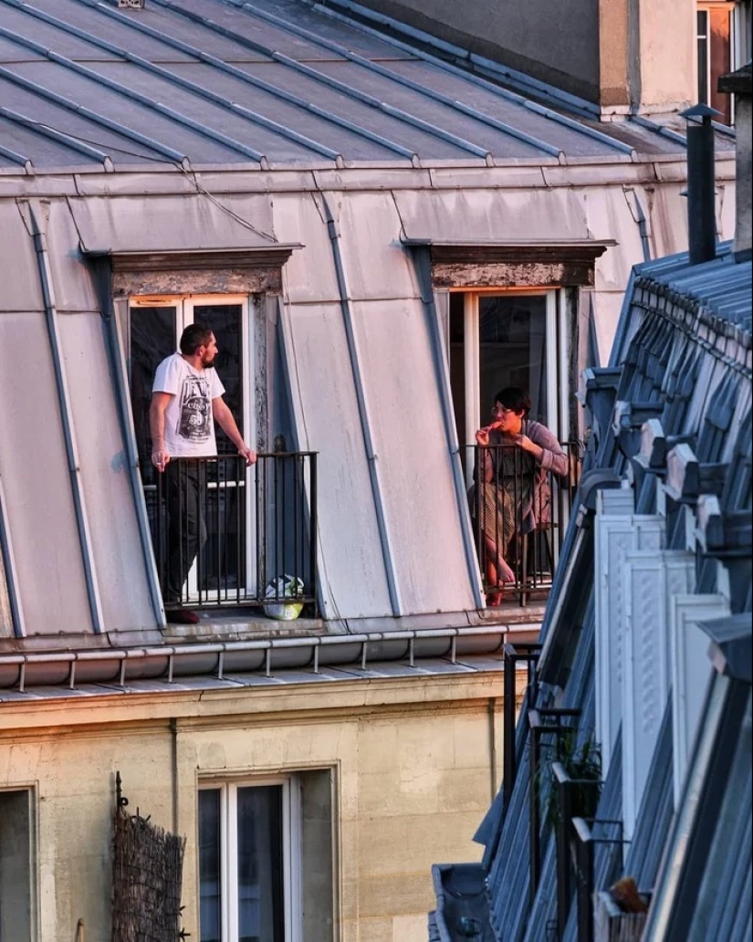 Spying on the Parisians: windows and balconies of the French capital