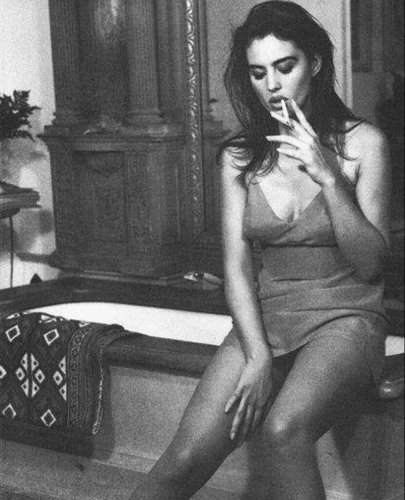 Stéphane Coutelle es un maestro de la fotografía erótica en el que confían las celebridades. Stéphane Coutelle es un maestro de la fotografía erótica en el que confían las celebridades.