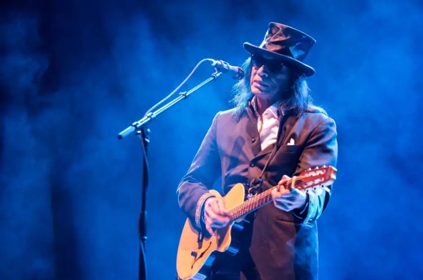 "Sugar Man" Sixto Rodriguez: The Musician Who Became a Legend But Didn't Know It