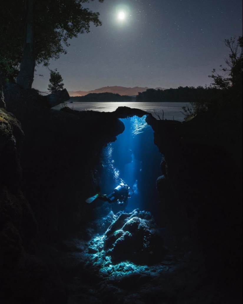 Surreal photo manipulations of Justin Peters