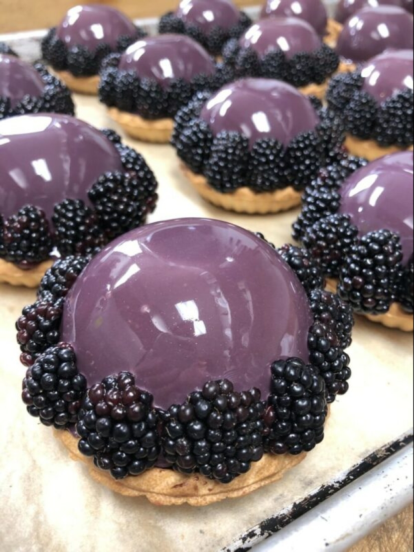 Sweet Temptation: 30 photos of amazing desserts from the r/DessertPorn community Sweet Temptation: 30 photos of amazing desserts from the r/DessertPorn community