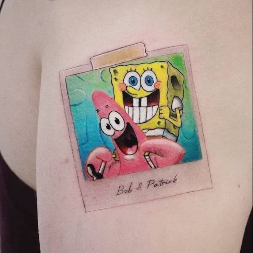 Tatuajes de Hakan Adik, combinando pinturas famosas y personajes de la cultura pop