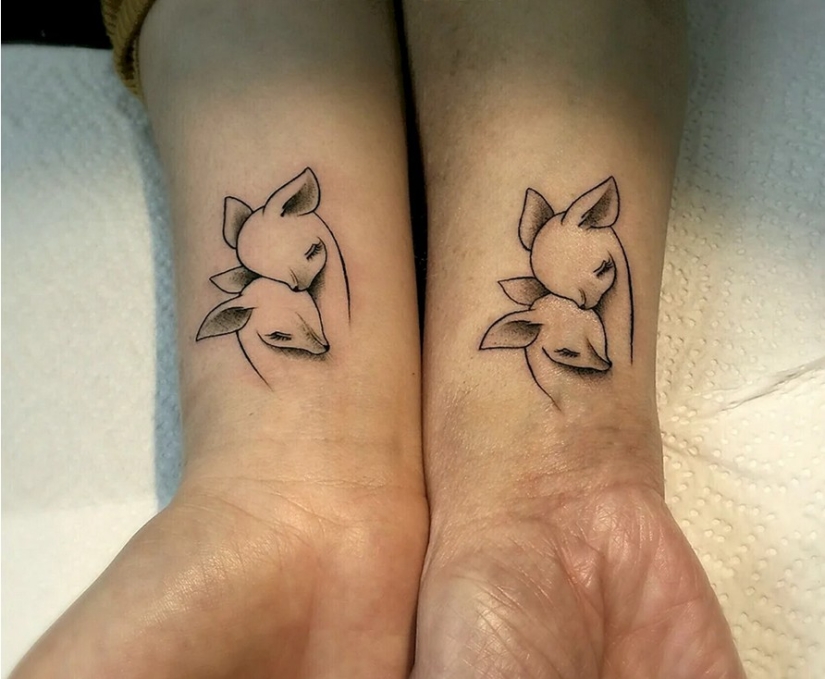 Tatuajes de madre e hija a juego que dicen mucho sin palabras Tatuajes de madre e hija a juego que dicen mucho sin palabras