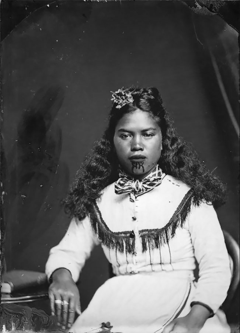 Tatuajes en la cara - una tradición sagrada de las mujeres maoríes Tatuajes en la cara - una tradición sagrada de las mujeres maoríes