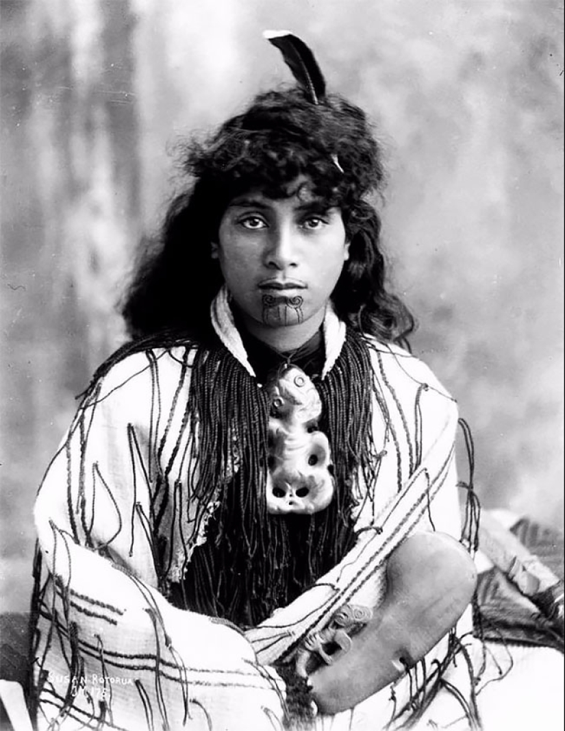 Tatuajes en la cara - una tradición sagrada de las mujeres maoríes Tatuajes en la cara - una tradición sagrada de las mujeres maoríes