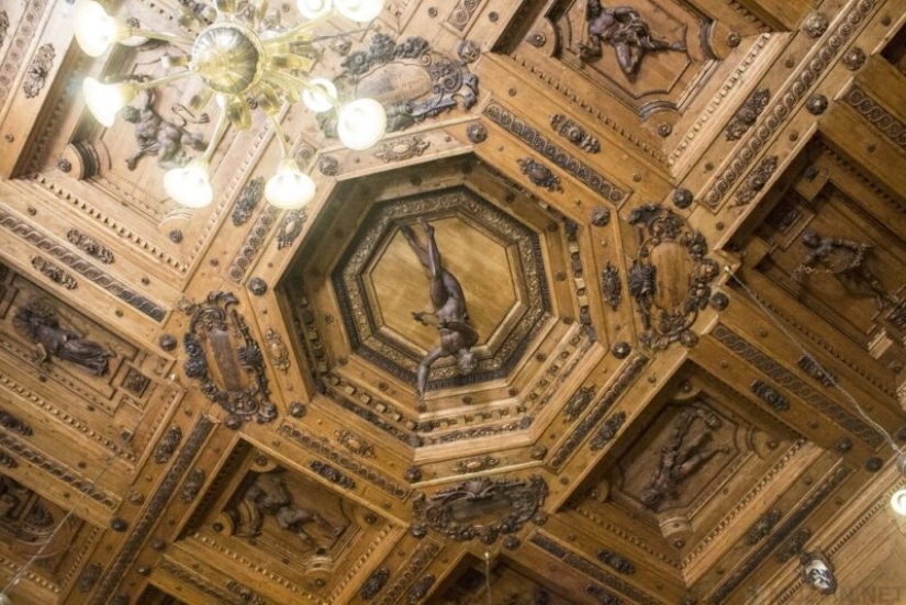 Teatros anatómicos: no es exactamente una performance, pero sí un arte