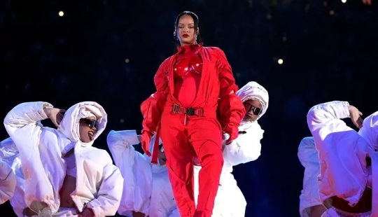 The 21 Best Super Bowl Halftime Shows: Revisiting the Big Game’s Most Controversial and Memorable Performances (From Janet Jackson to Left Shark!)