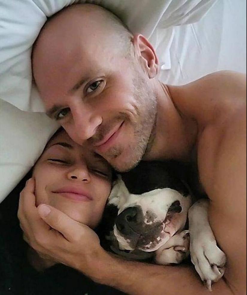 The amazing family life of the "bald from Brazzers" The amazing family life of the "bald from Brazzers"