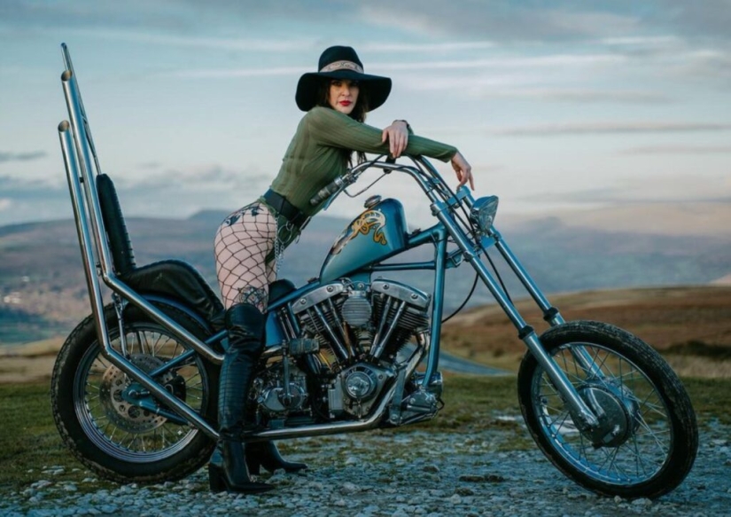 The American Dream: Choppers and Girls
