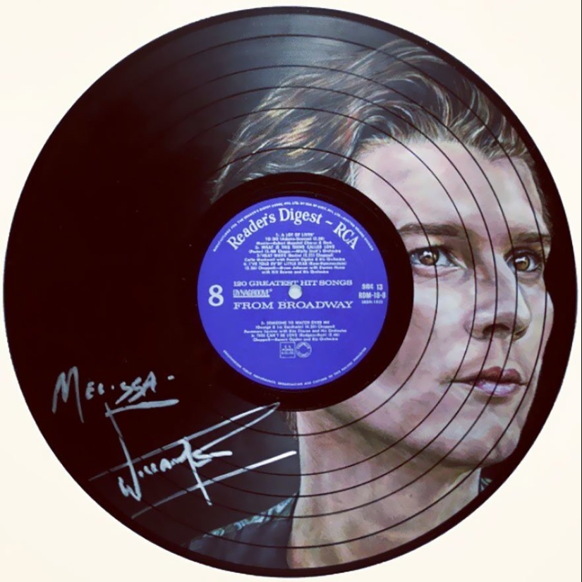 The artist turns old vinyl records into works of art The artist turns old vinyl records into works of art